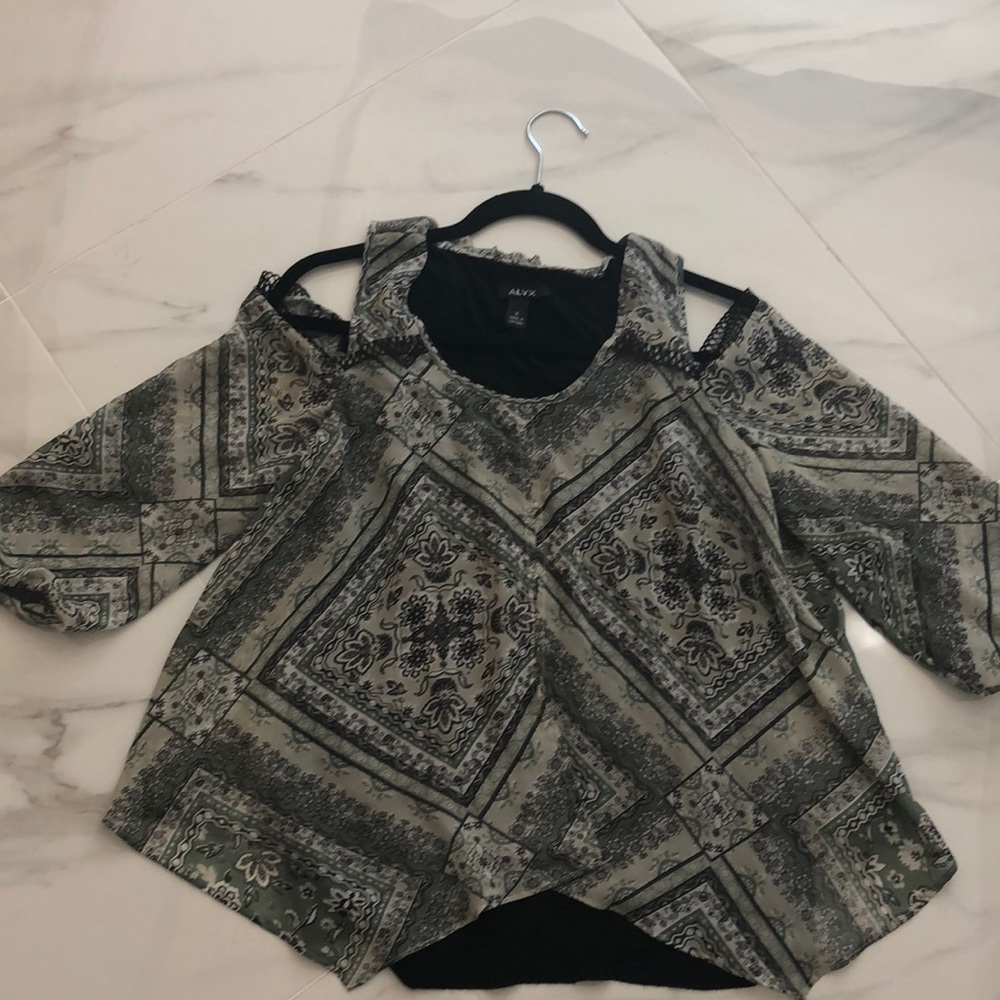 cold shoulder Top